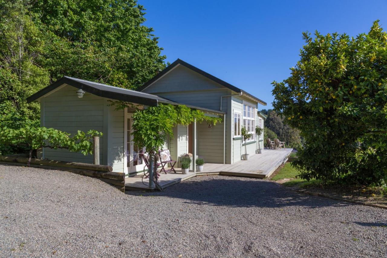 Kina Beach Cottages Tasman Exterior foto